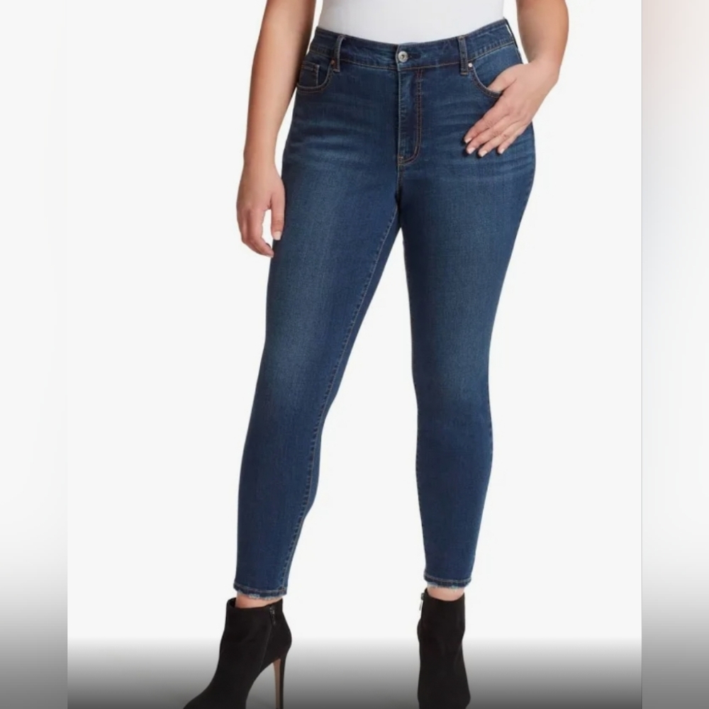 Jessica Simpson Adored Curvy High Rise Tattered Hem Skinny Jean NWT